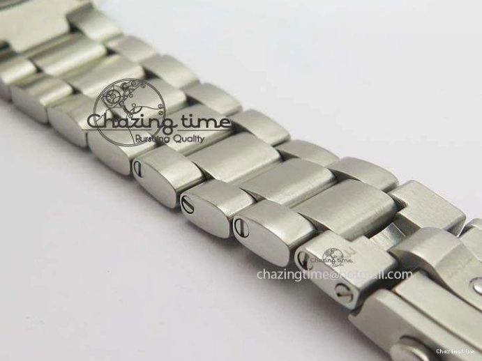 0812 Contemporary Planet Ocean SS Bp Maker 45mm Black Bezel Orange Numbers On SS Bracelet A 8217